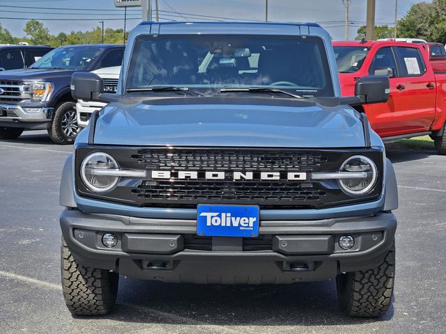 2025 Ford Bronco Outer Banks photo 3