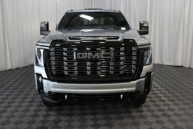2025 Gmc Sierra 2500 HD Denali Ultimate photo 2