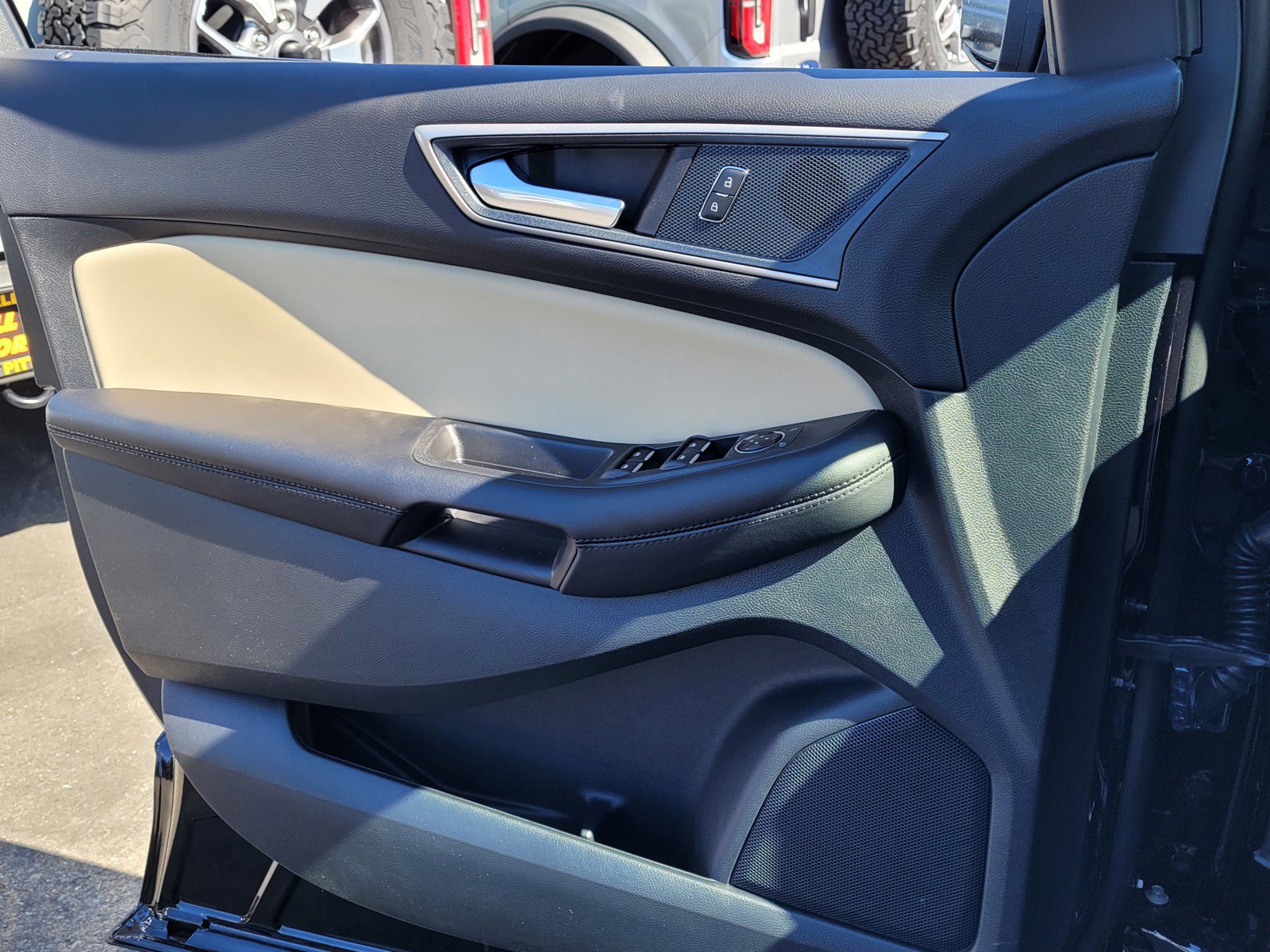 2024 Ford Edge SEL photo 10