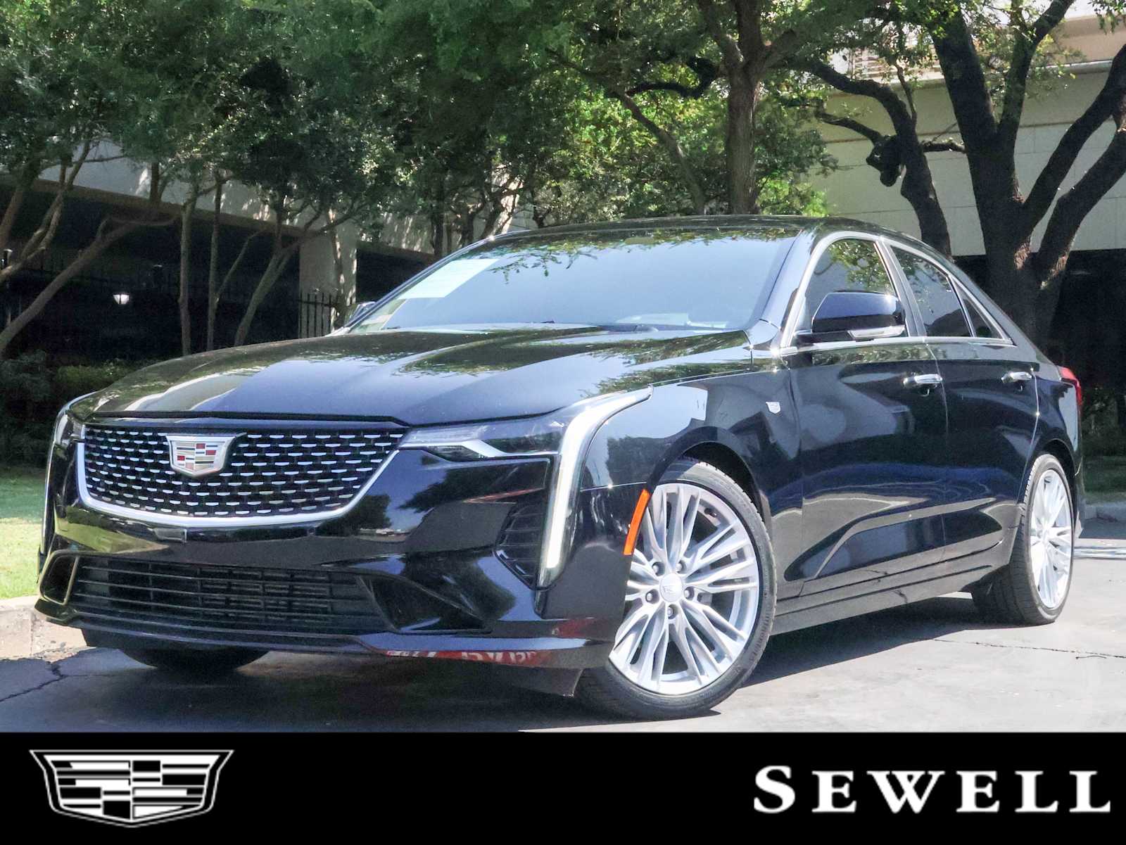 2022 Cadillac CT4