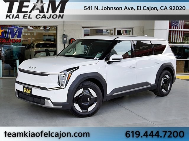 2026 Kia EV9 Light L/R's photo