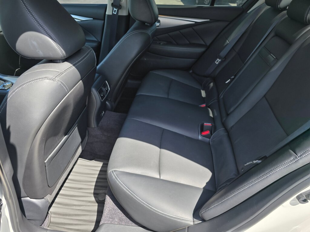 2024 Infiniti Q50 LUXE photo 15