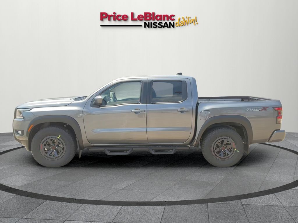 2026 Nissan Frontier Crew Cab PRO-X photo 3