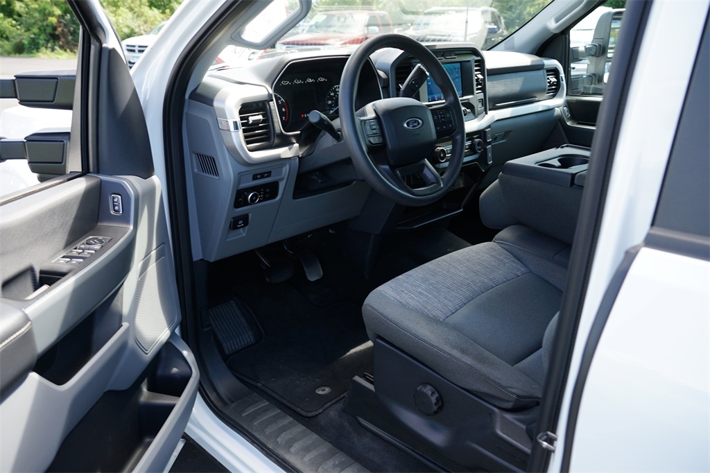 2023 Ford F-150 XLT photo 12