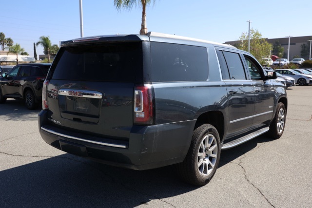 2019 Gmc Yukon XL Denali photo 3
