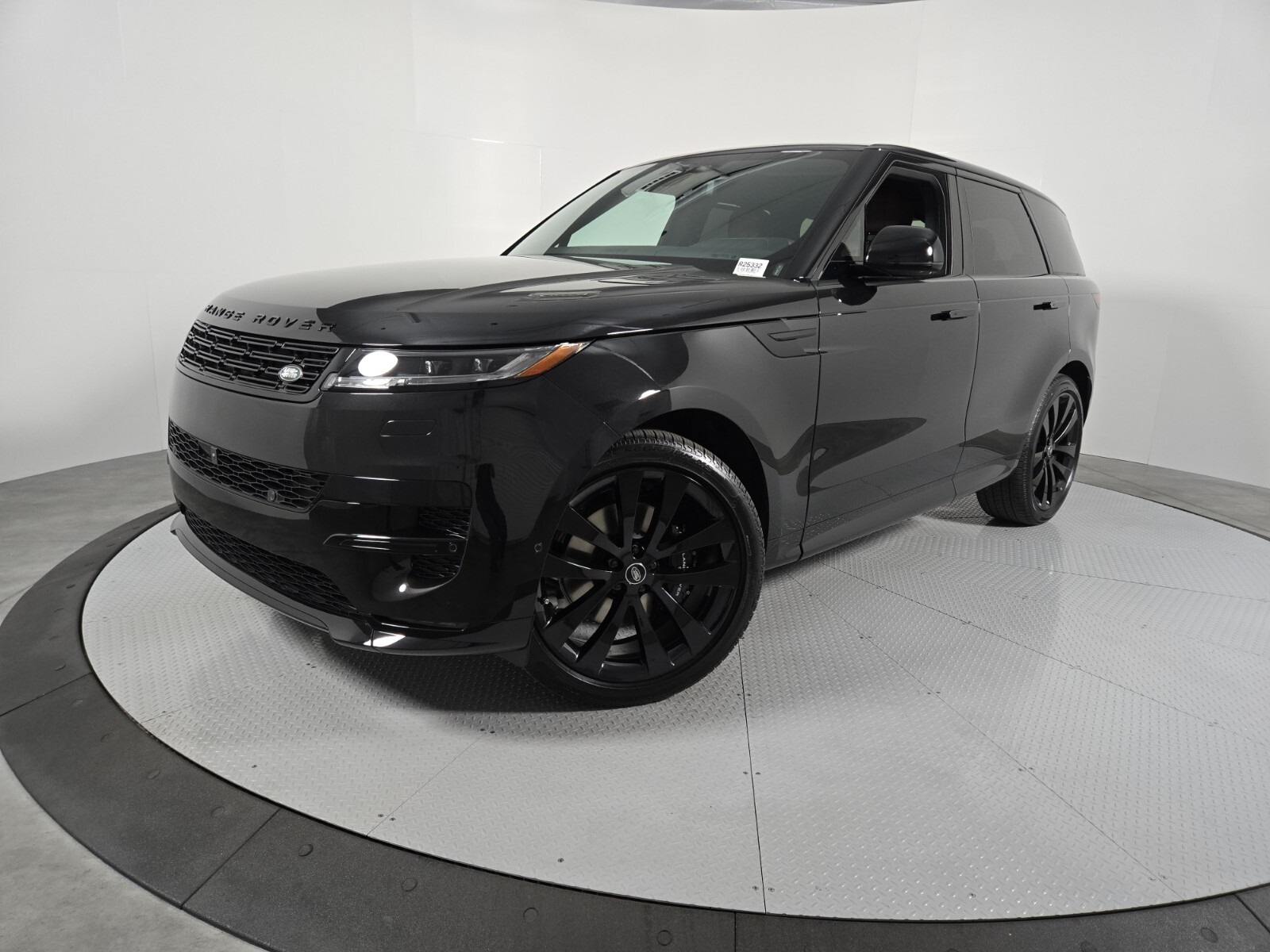 2025 Land Rover Range Rover Sport SE photo 24