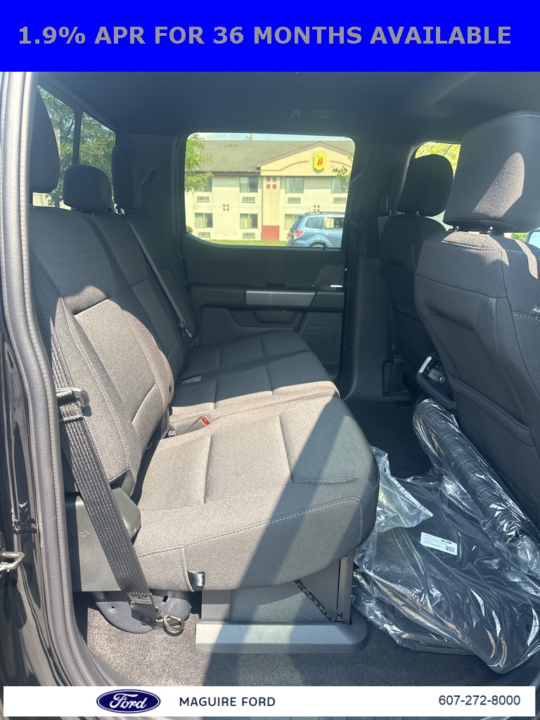 2025 Ford F-150 XLT photo 12