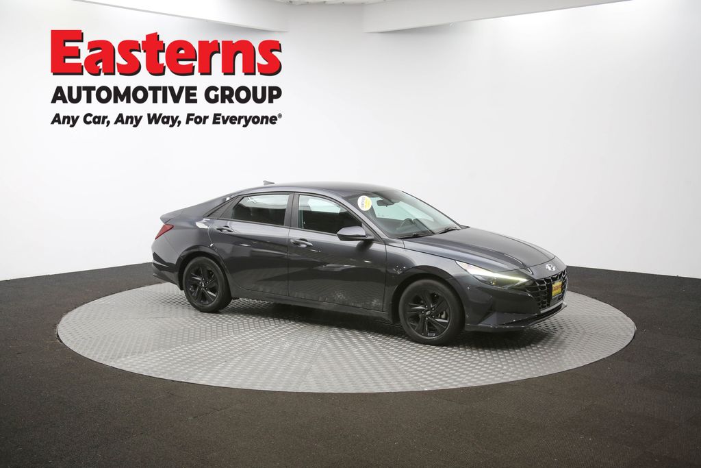 2021 Hyundai Elantra SEL Convenience photo 33