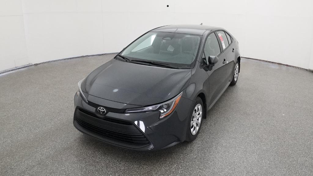 2025 Toyota Corolla LE photo 5