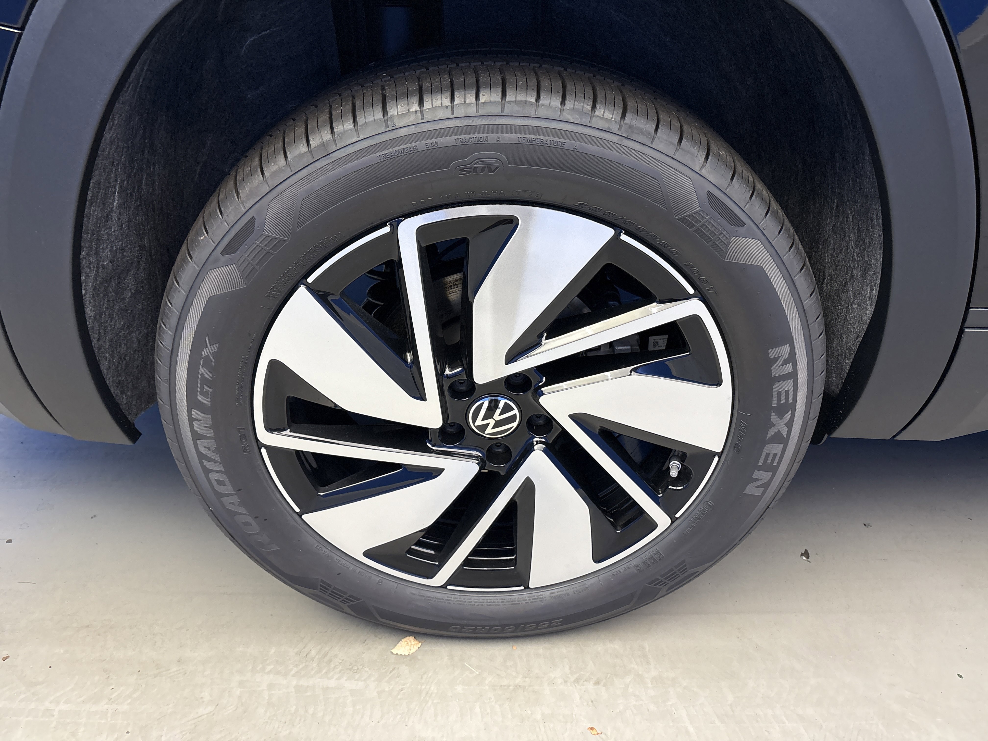2026 Volkswagen Atlas SE Technology photo 7
