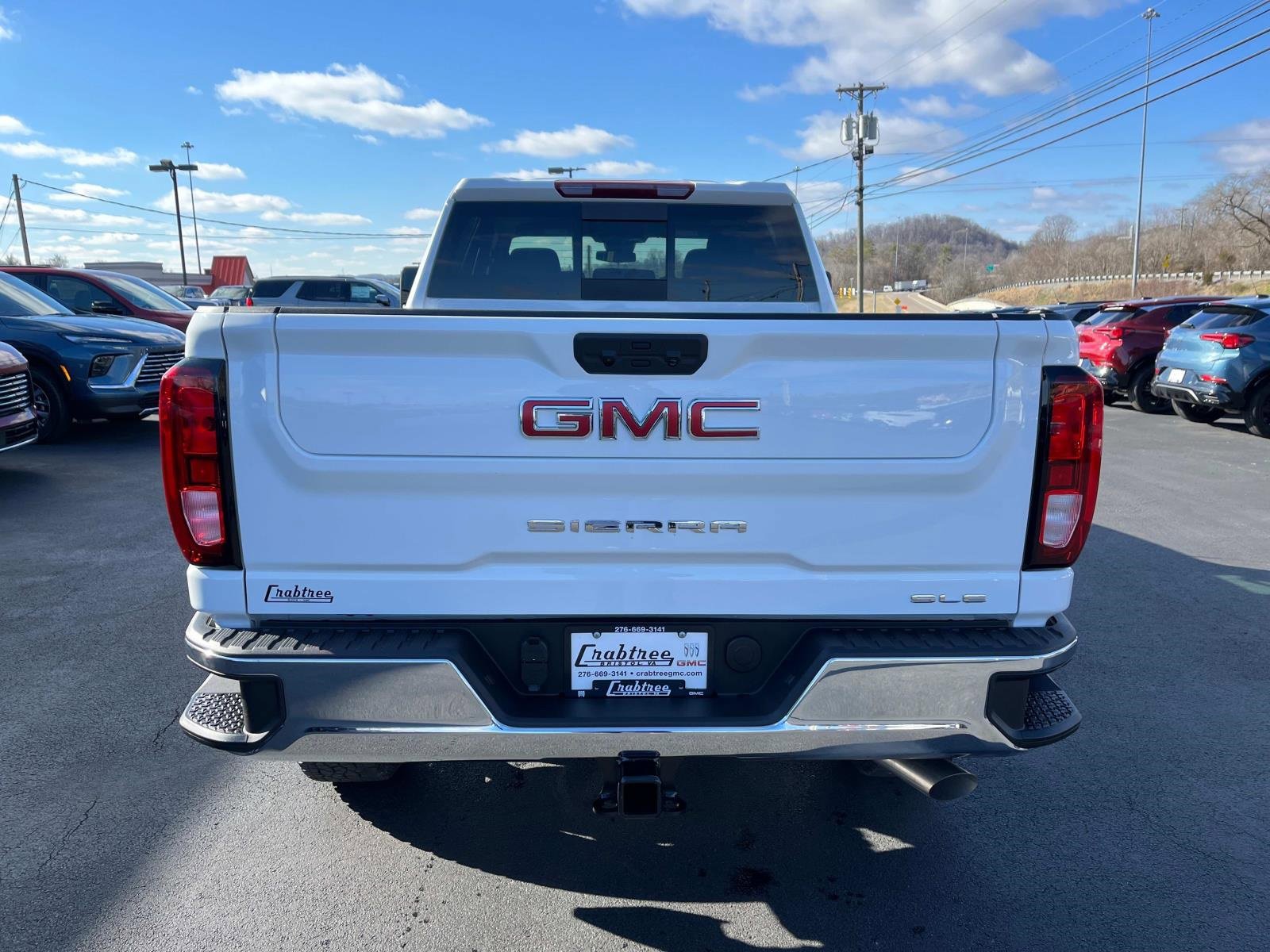 2025 Gmc Sierra 2500 HD SLE photo 4