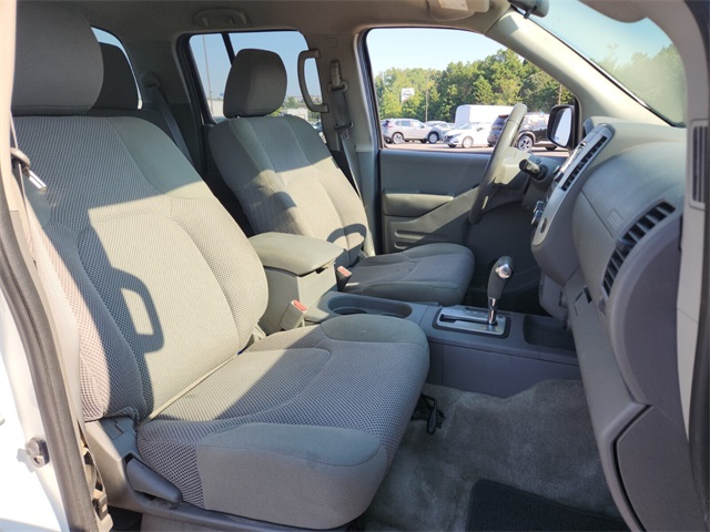 2018 Nissan Frontier SV photo 17