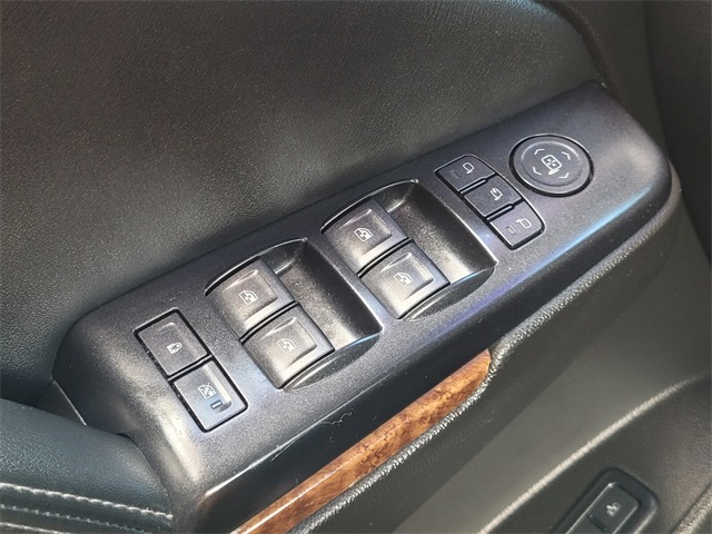 2017 Chevrolet Tahoe Premier photo 32