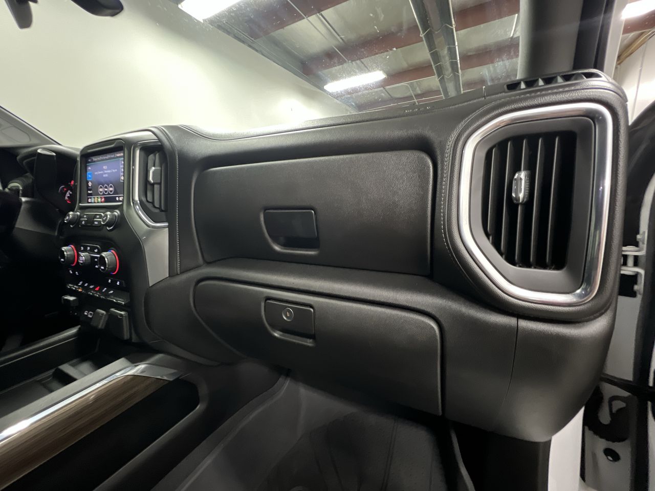 2019 Chevrolet Silverado 1500 LT Trail Boss photo 27