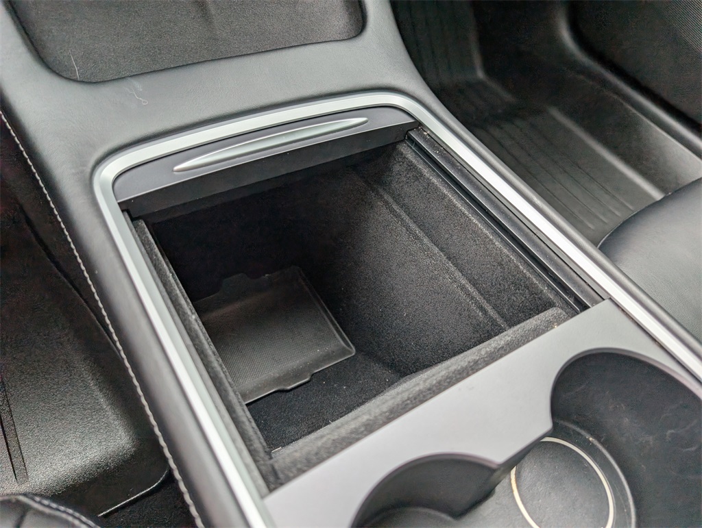 2021 Tesla Model 3 Performance photo 28