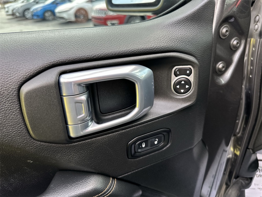 2021 Jeep Gladiator High Altitude photo 4
