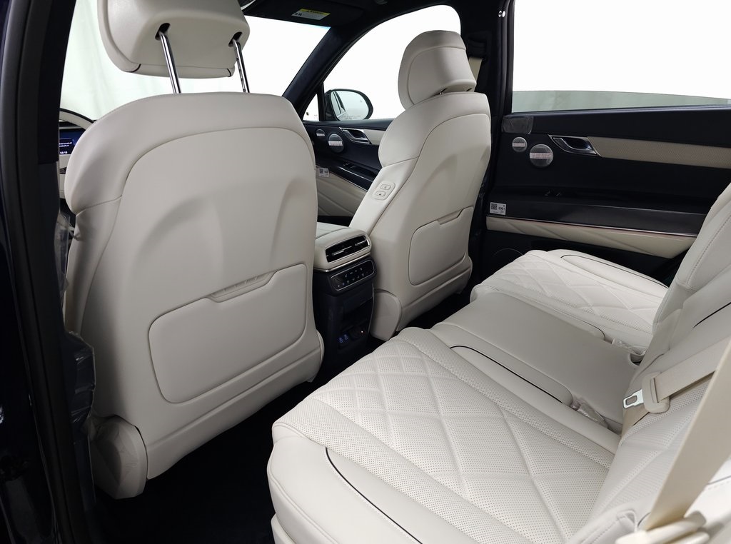2025 Genesis GV80 3.5T Prestige AWD photo 30