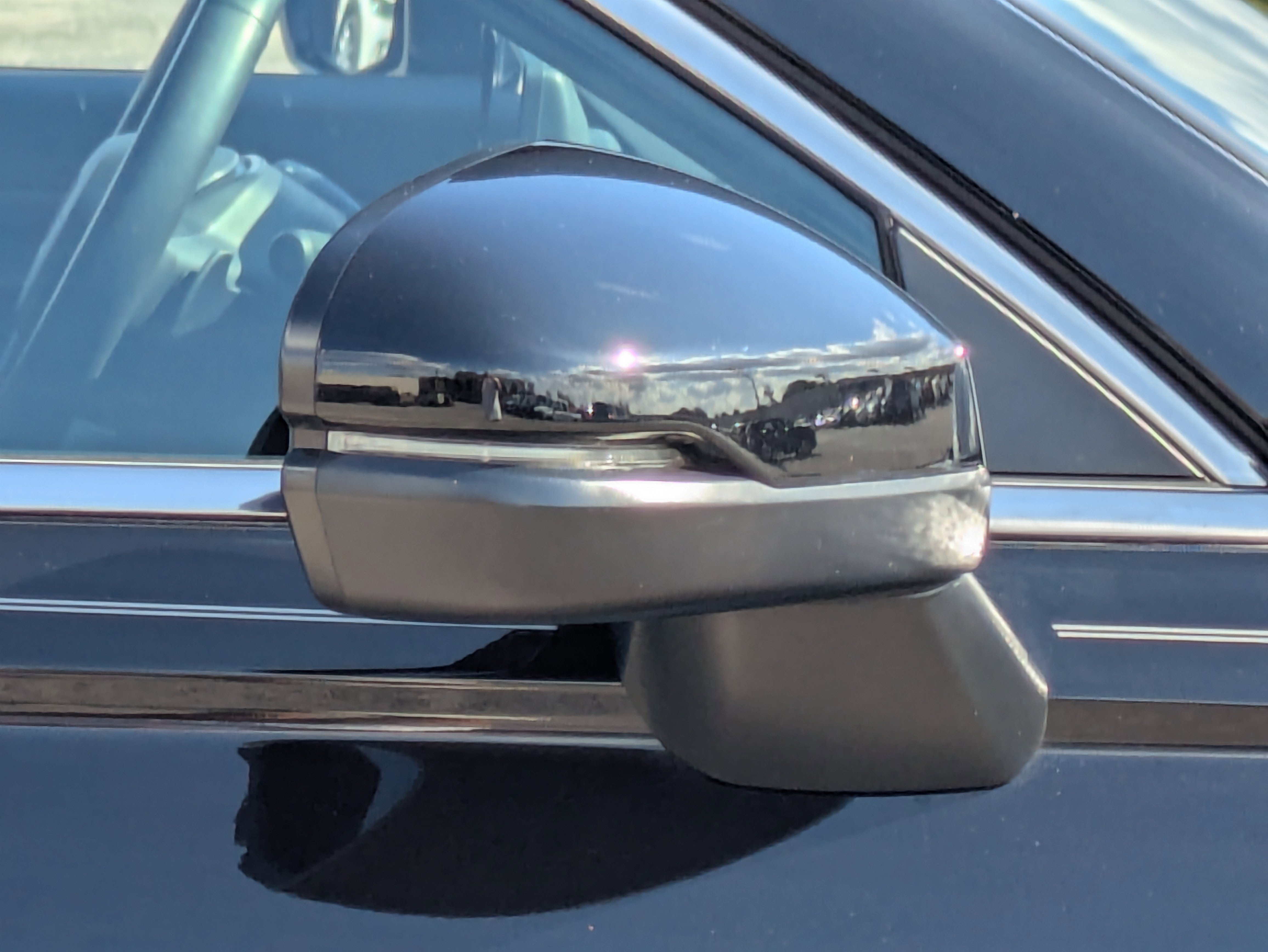 2024 Honda CR-V Hybrid Sport photo 2