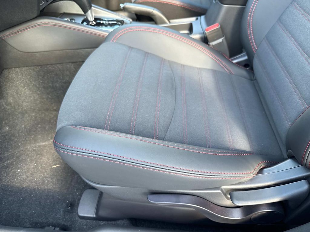 2025 Mitsubishi Outlander Sport ES SE LE photo 21