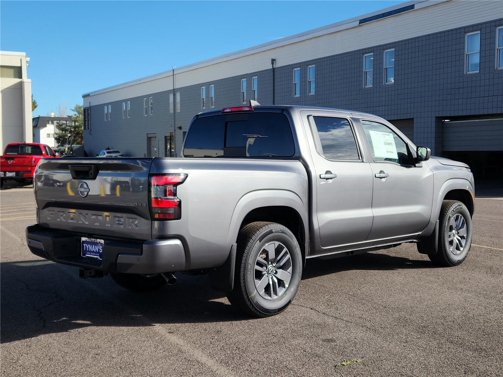 2026 Nissan Frontier Crew Cab SV photo 3