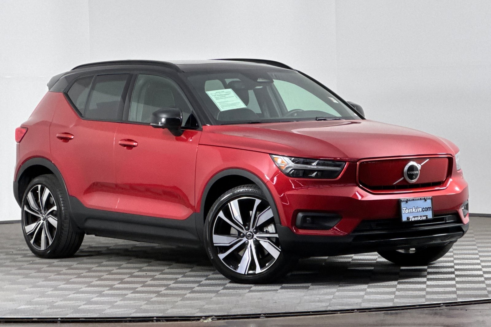 Used 2021 Volvo XC40 Recharge with VIN YV4ED3UR4M2550314 for sale in Portland, OR