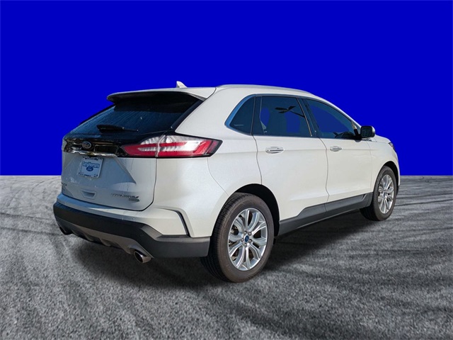 2020 Ford Edge Titanium photo 4