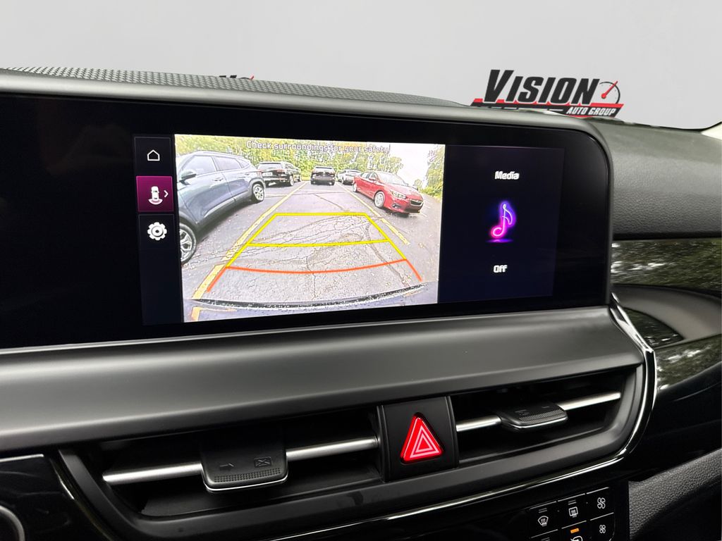 2024 Kia Seltos S photo 25