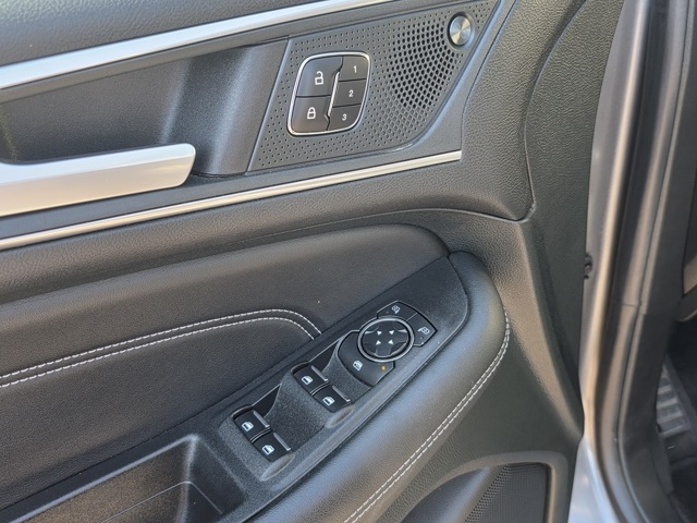 2024 Ford Edge Titanium photo 18