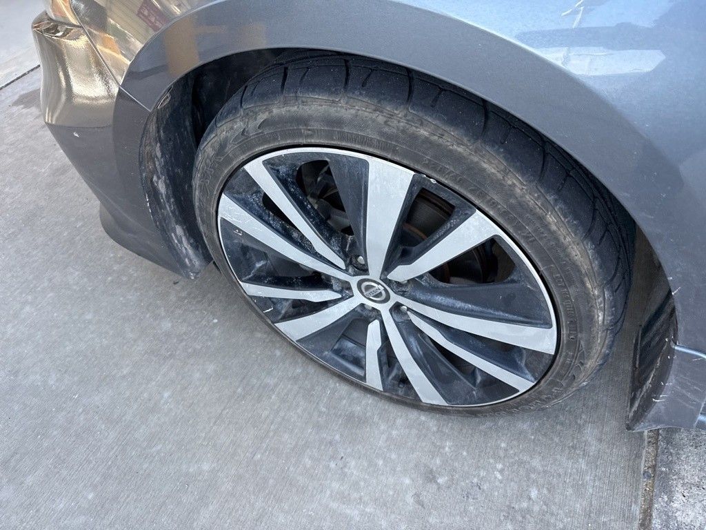 2020 Nissan Altima 2.5 SR photo 19