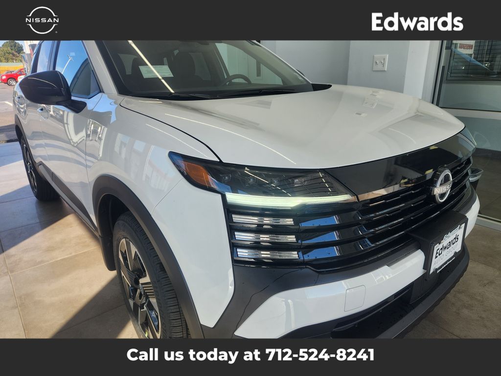 2026 Nissan Kicks SV photo 2