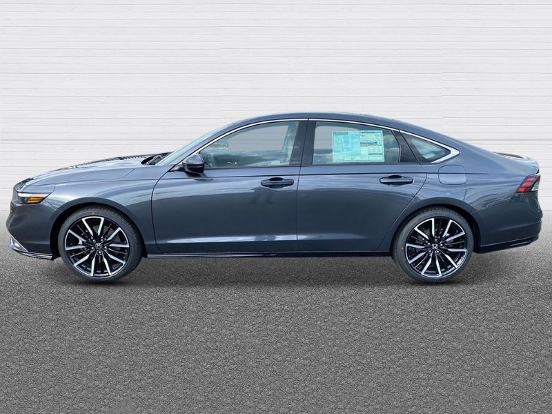 2025 Honda Accord Hybrid Touring photo 2