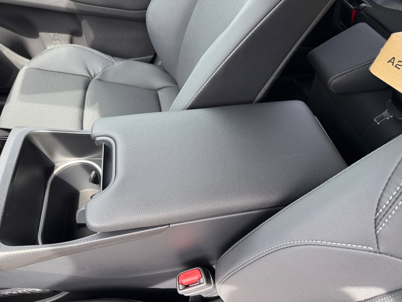 2025 Subaru Solterra Limited photo 13