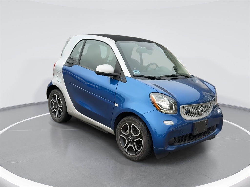 2019 Smart Fortwo EQ fortwo photo 2