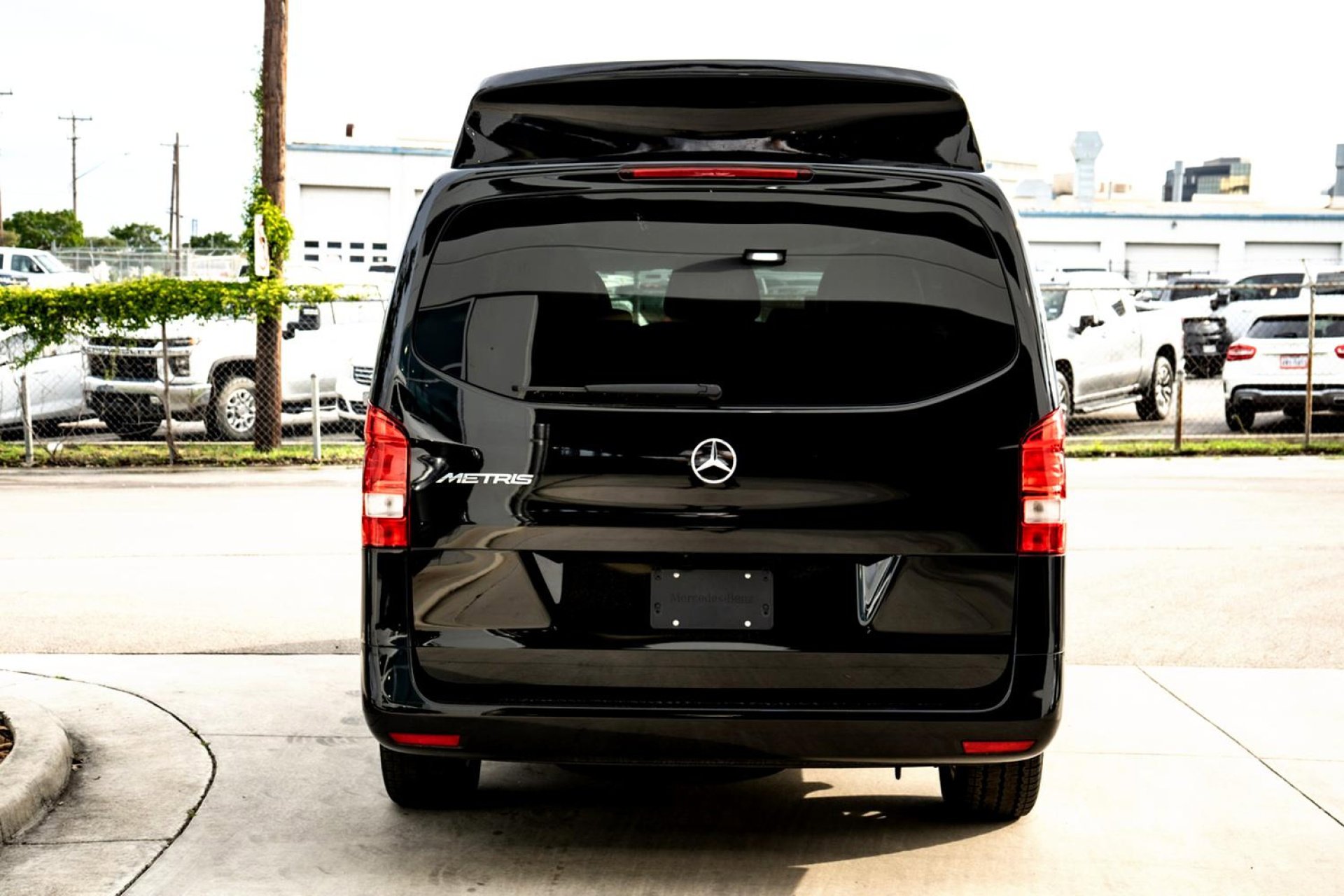 2023 Mercedes Benz Metris Passenger Van photo 7