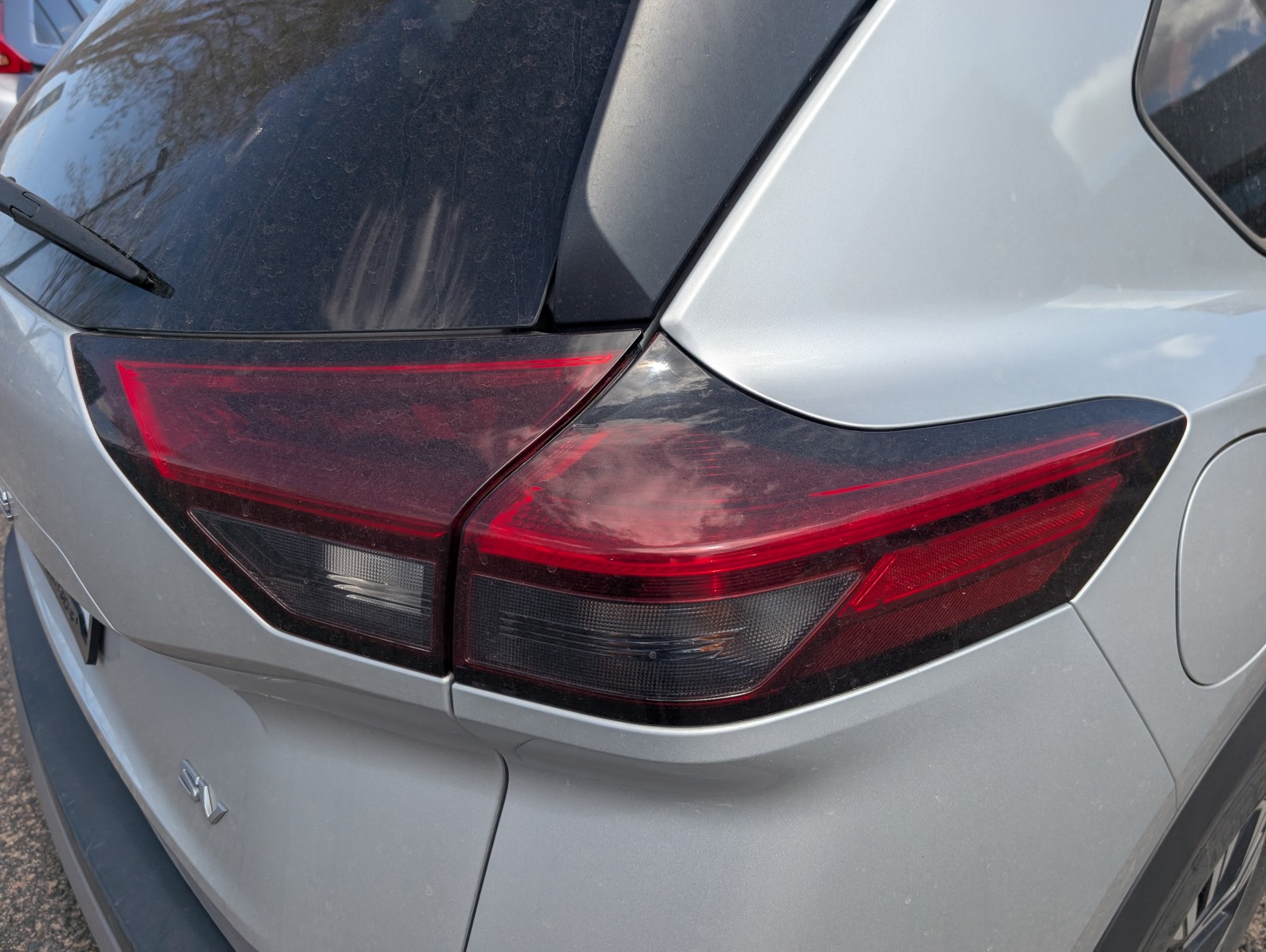 Used 2023 SILVER Nissan SV image 31