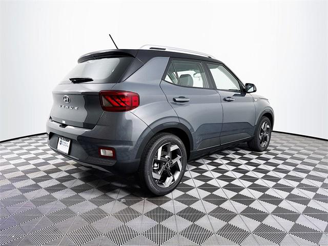 2025 Hyundai Venue Limited photo 5