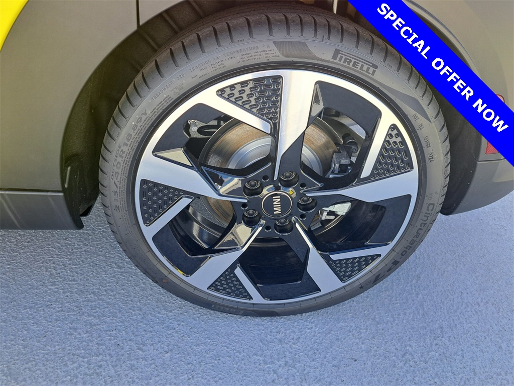 2025 Mini Cooper 4 Door Hardtop Signature photo 13