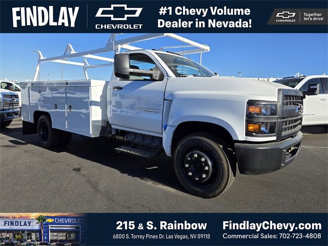 2024 Chevrolet Silverado 4500 Medium Duty Chassis Cab Work Truck's photo