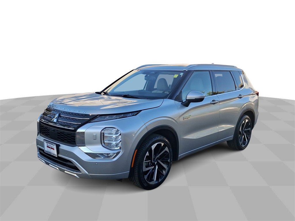 2024 Mitsubishi Outlander Plug-in Hybrid SEL's photo