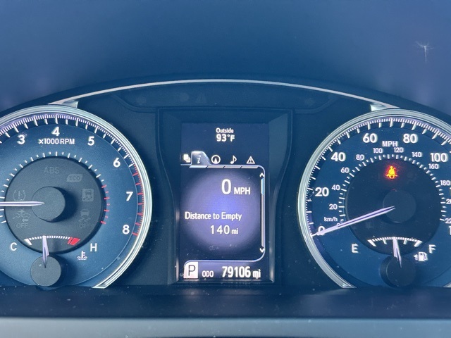 2017 Toyota Camry XLE photo 7