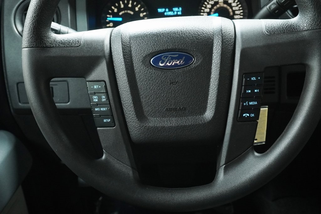 2014 Ford F-150 STX photo 13