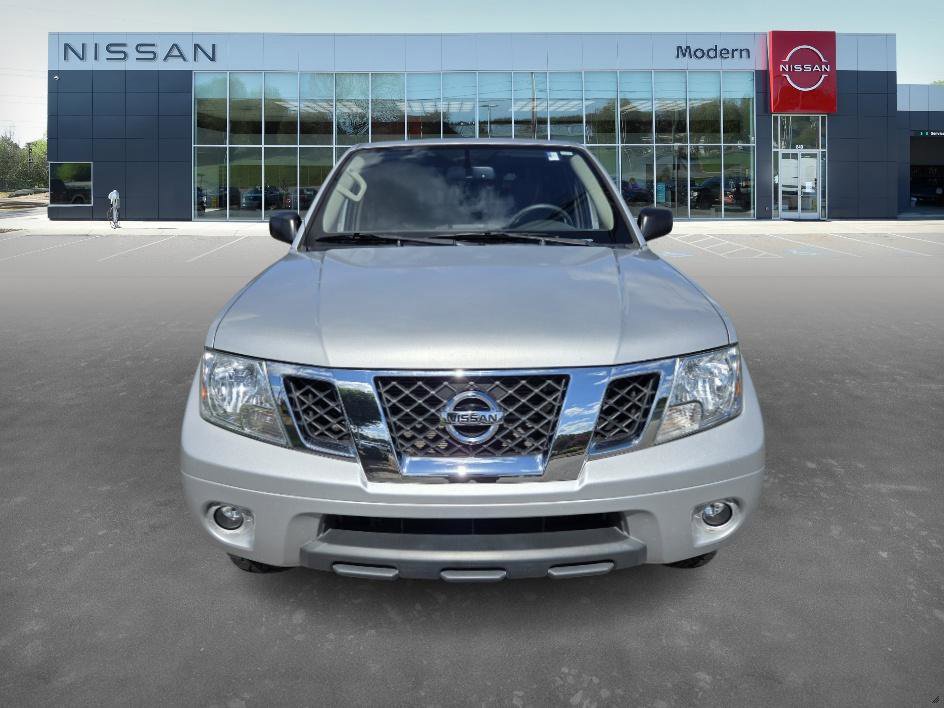 2021 Nissan Frontier SV photo 2