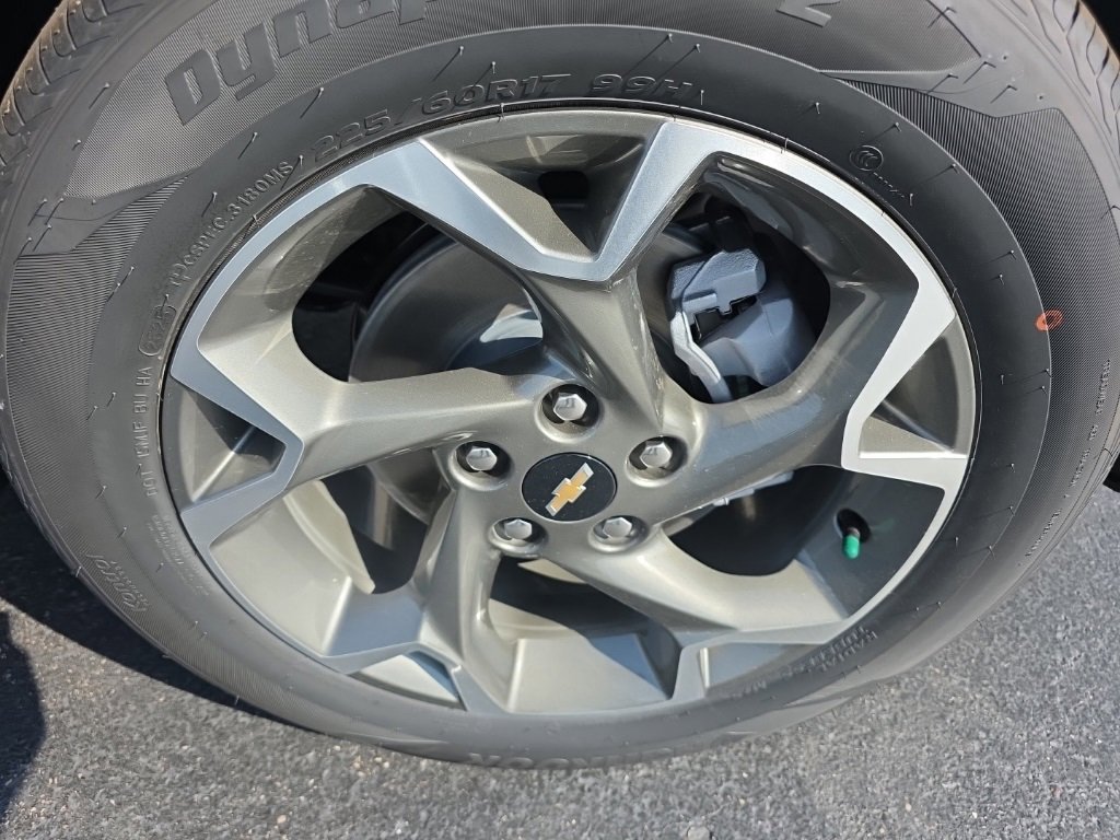 2026 Chevrolet Trax LT photo 9