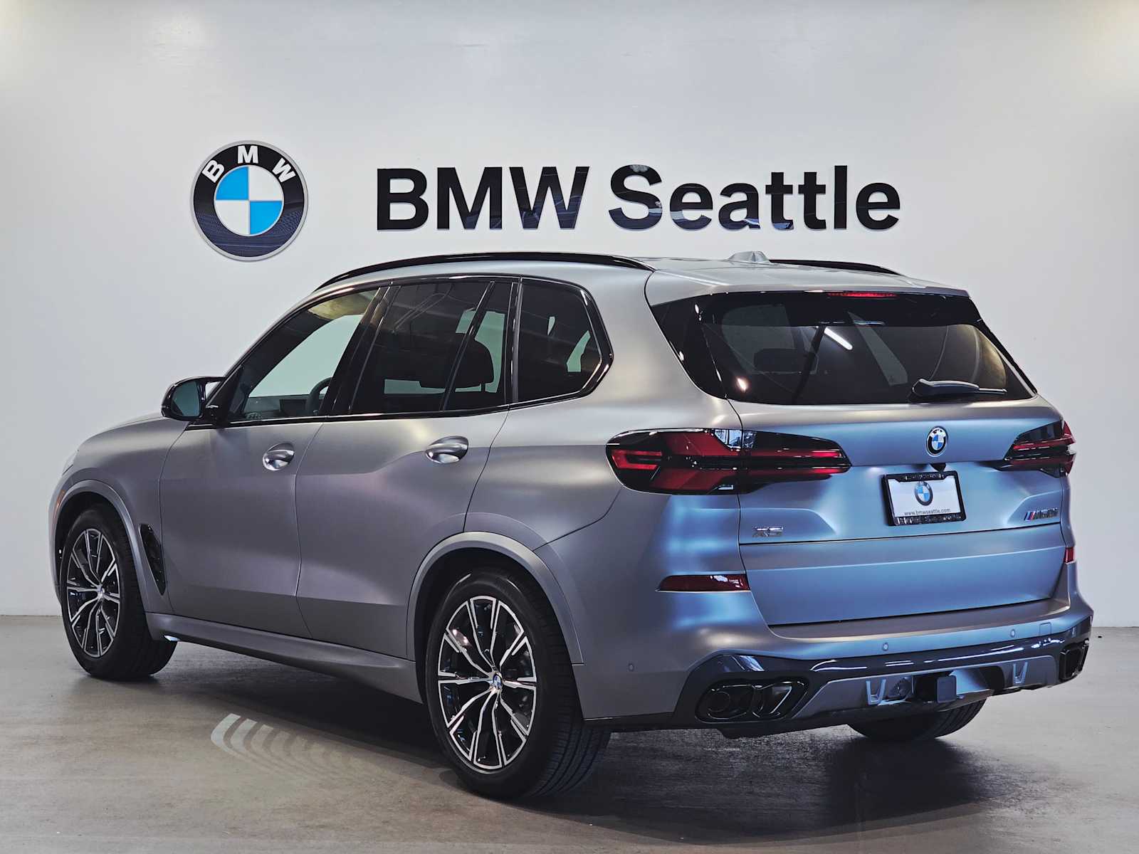 2026 Bmw X5 M60i photo 4