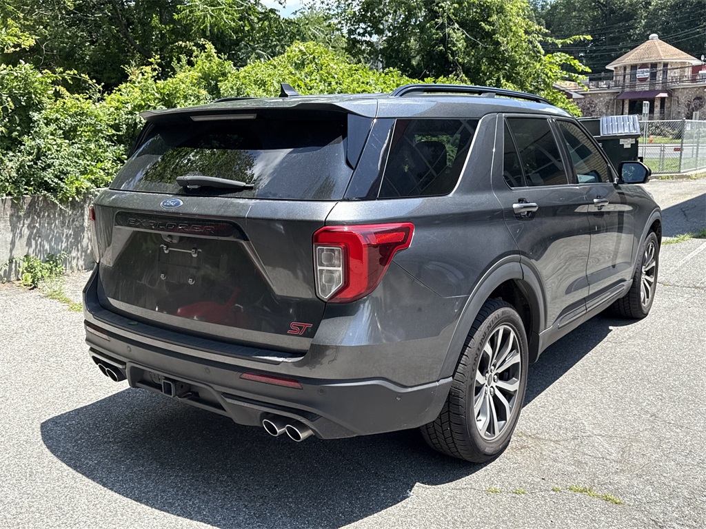 2020 Ford Explorer ST photo 4
