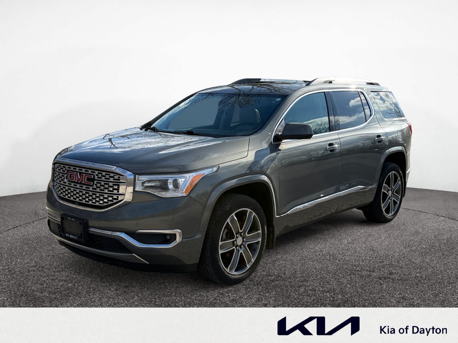 2018 GMC Acadia Denali's photo