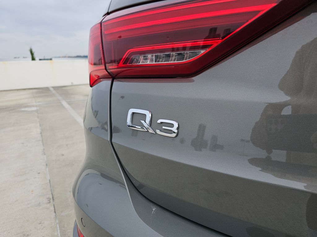 2023 Audi Q3 Premium S line photo 13