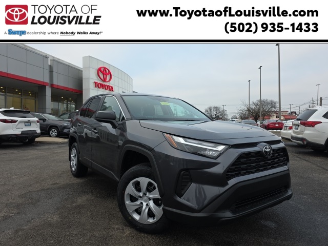 2025 Toyota RAV4 LE's photo