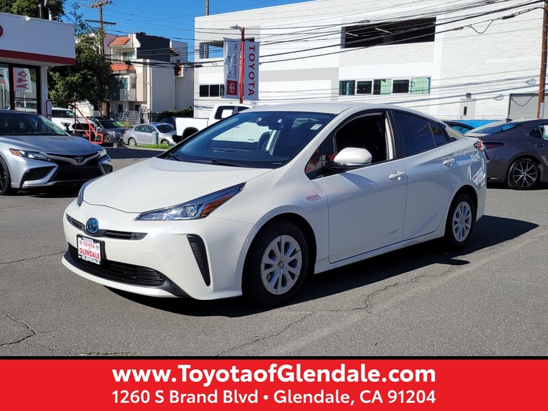 2019 Toyota Prius LE