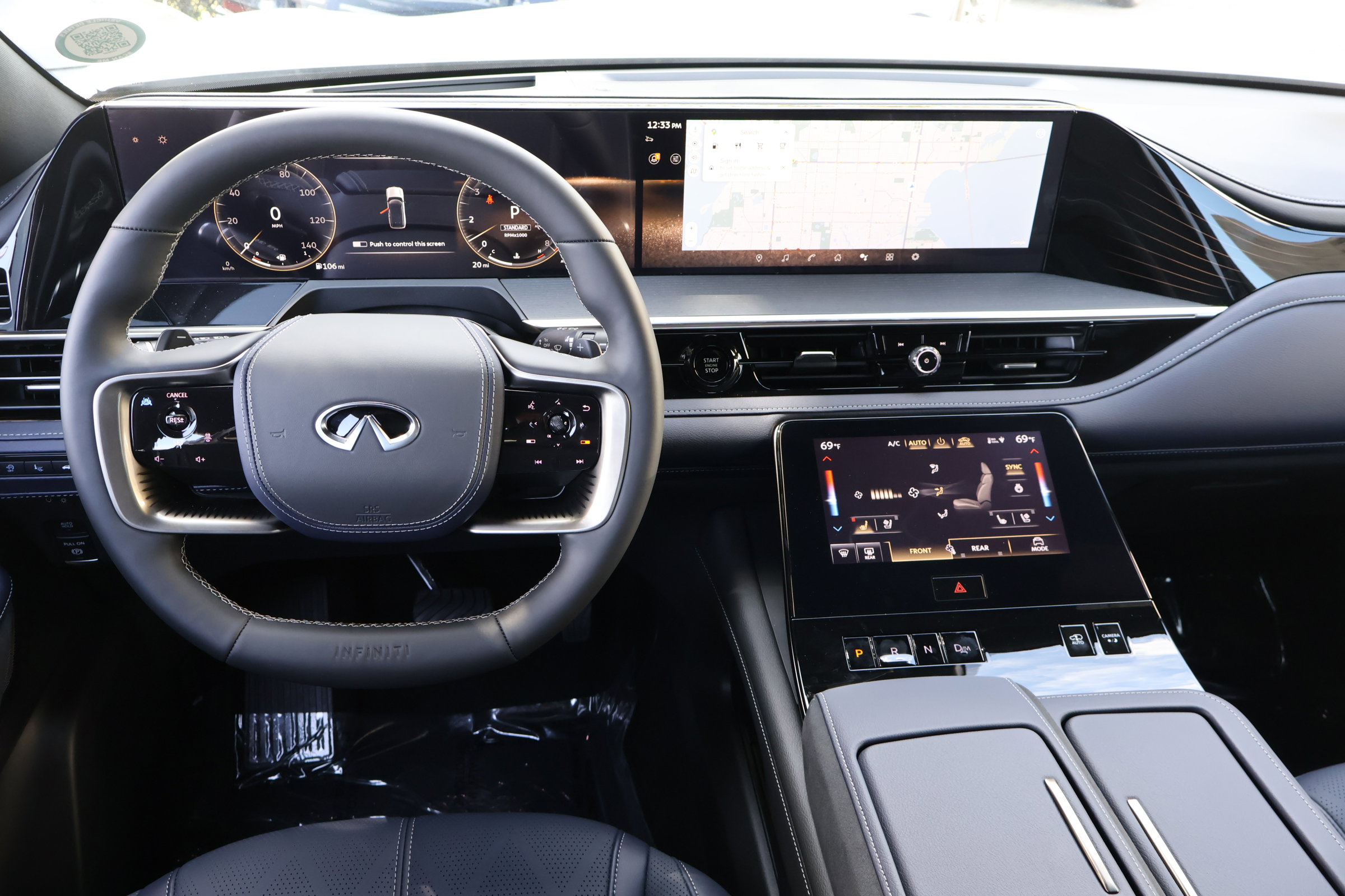 2026 Infiniti QX80 Sensory photo 16